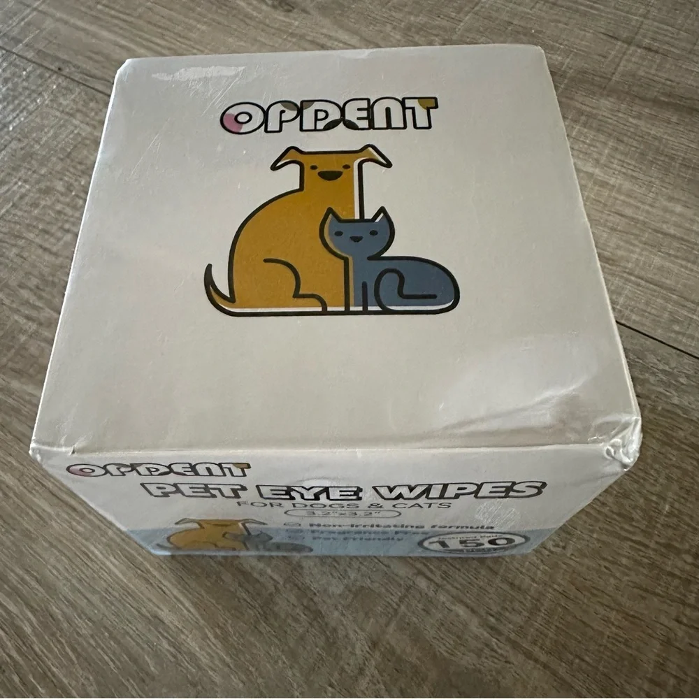 150 eyes wipes for dogs